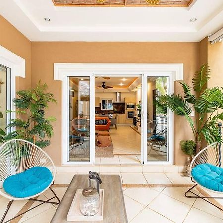 Playa Palapa~Steps From The Ocean! Apartment Тамариндо Екстериор снимка
