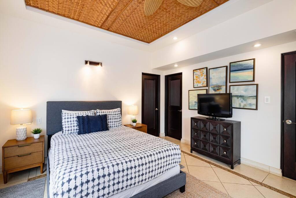 Playa Palapa~Steps From The Ocean! Apartment Тамариндо Екстериор снимка