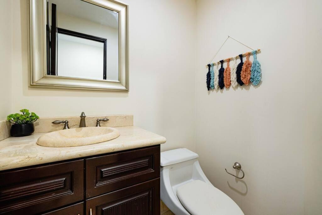 Playa Palapa~Steps From The Ocean! Apartment Тамариндо Екстериор снимка
