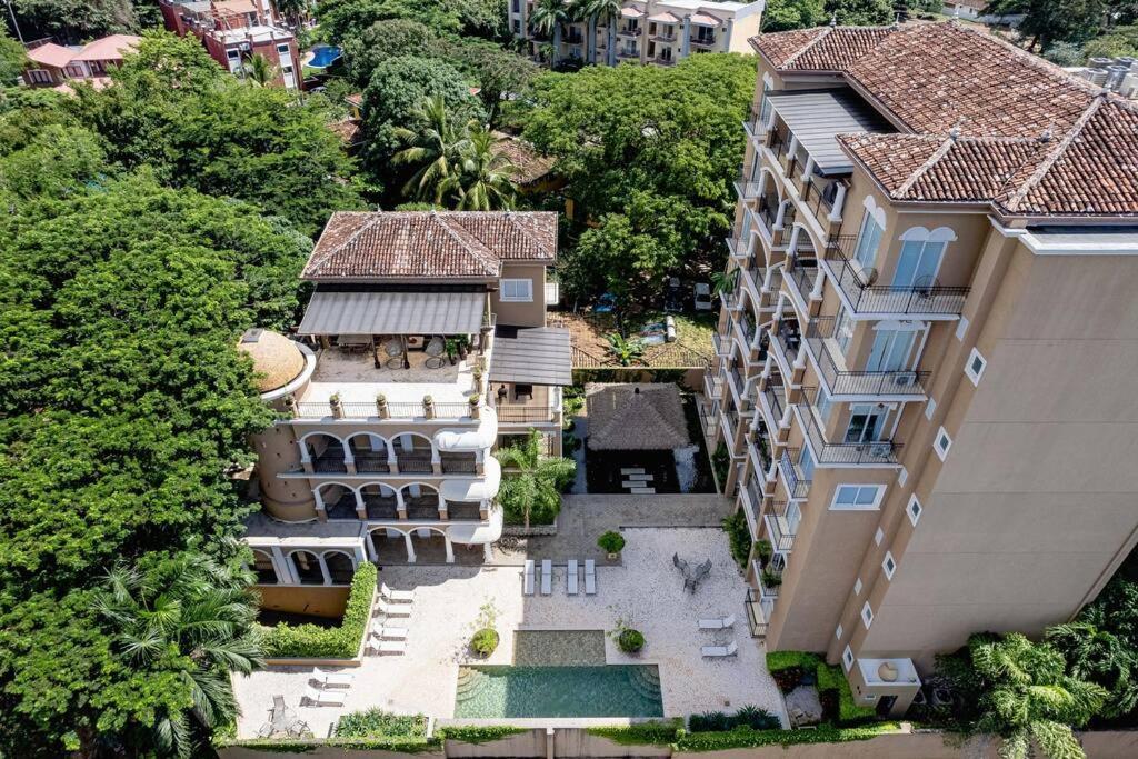 Playa Palapa~Steps From The Ocean! Apartment Тамариндо Екстериор снимка