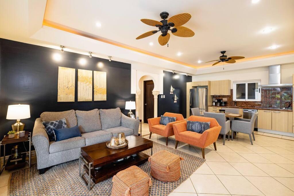 Playa Palapa~Steps From The Ocean! Apartment Тамариндо Екстериор снимка